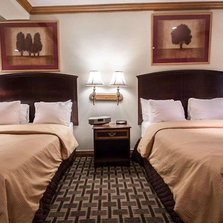 Clarion Hotel Park Avenue New York Bagian luar foto