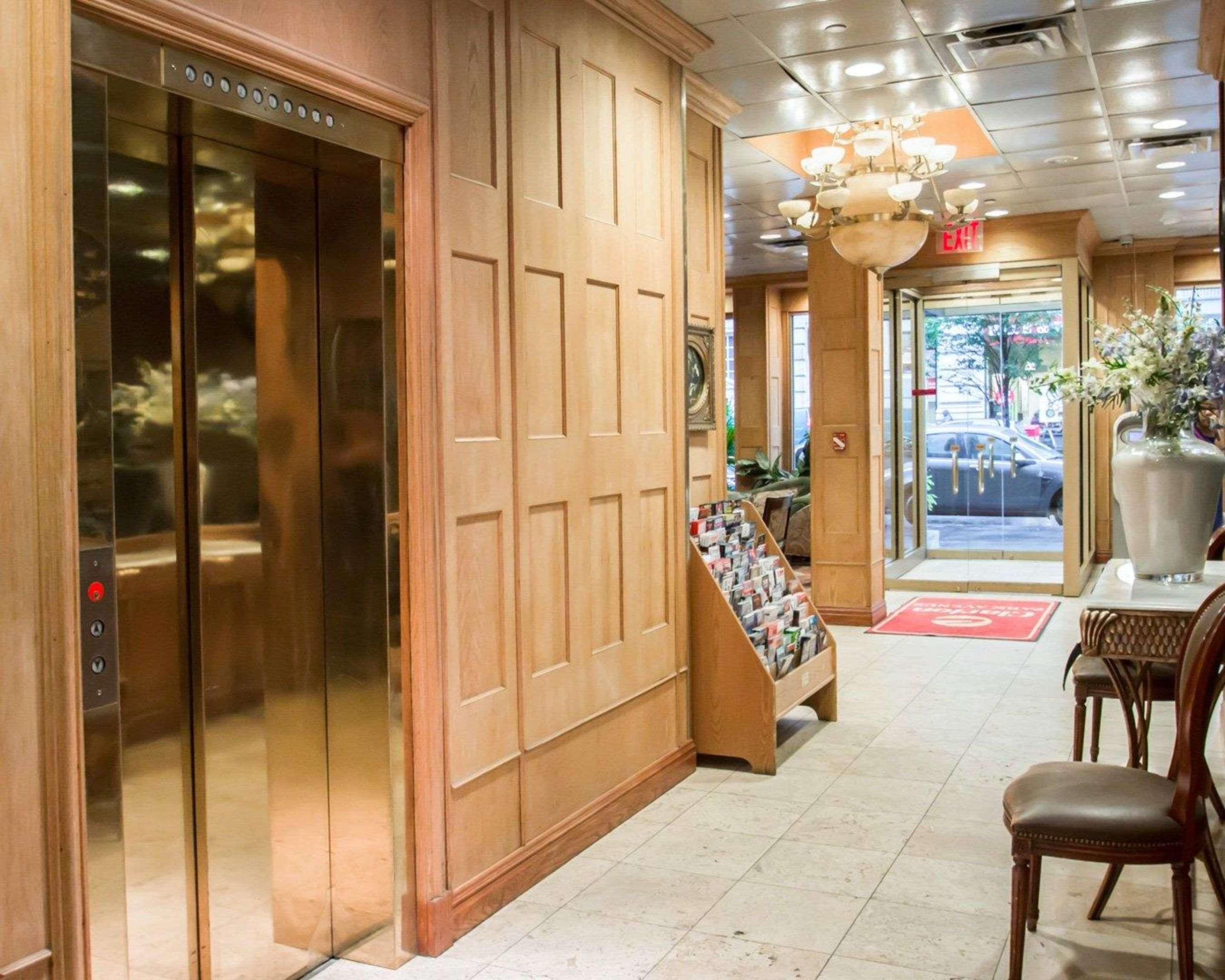 Clarion Hotel Park Avenue New York Bagian luar foto
