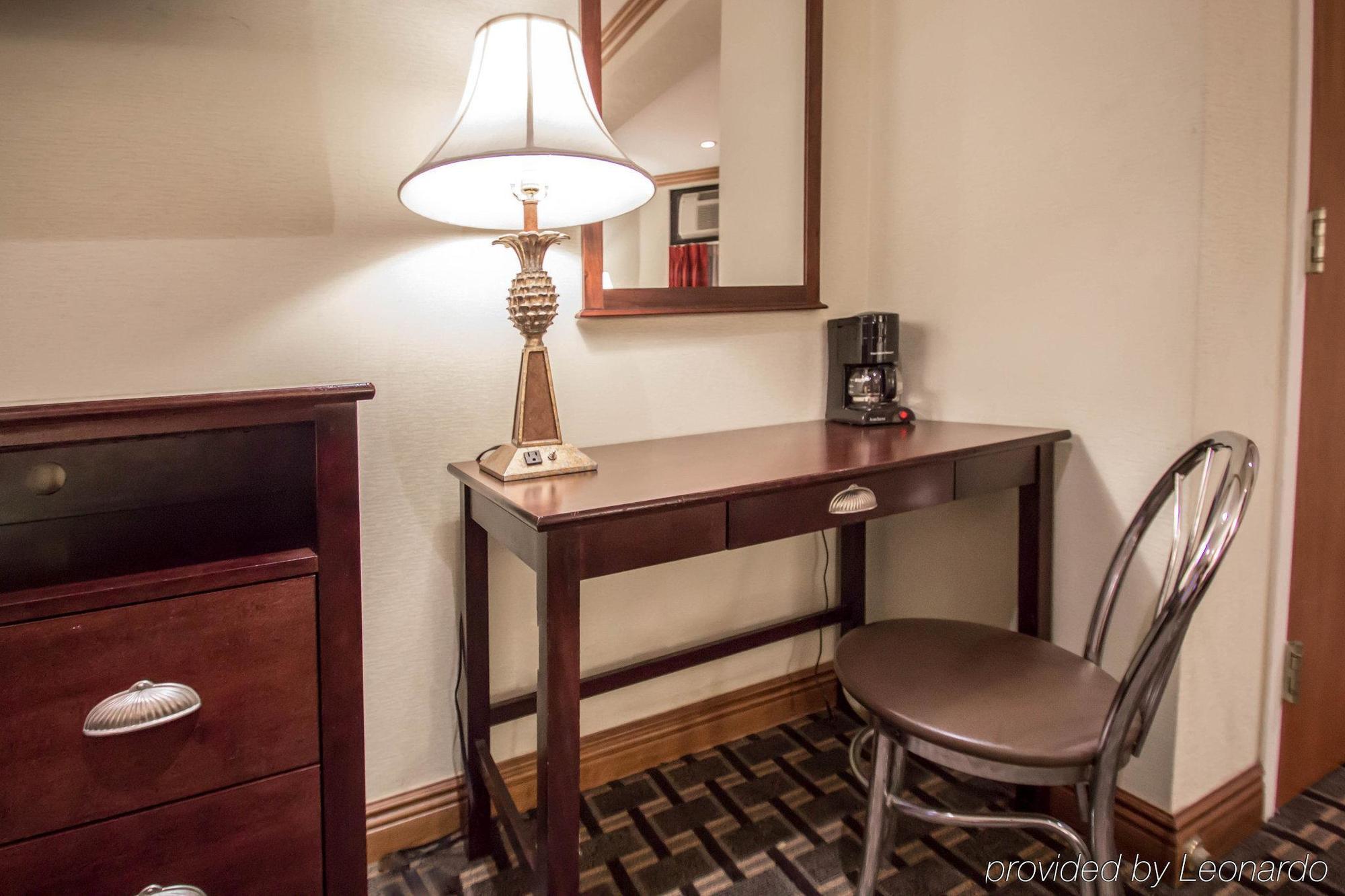 Clarion Hotel Park Avenue New York Bagian luar foto